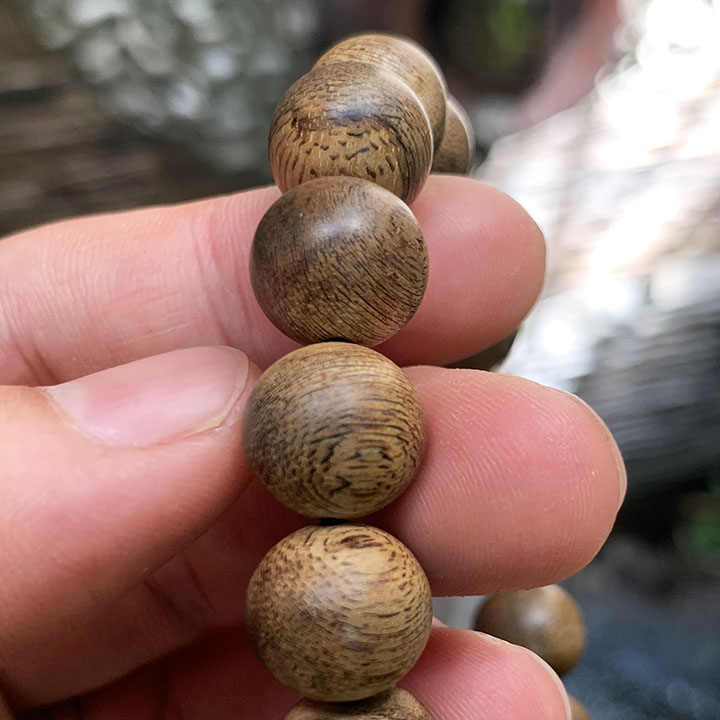Vòng tay Trầm Hương thumb